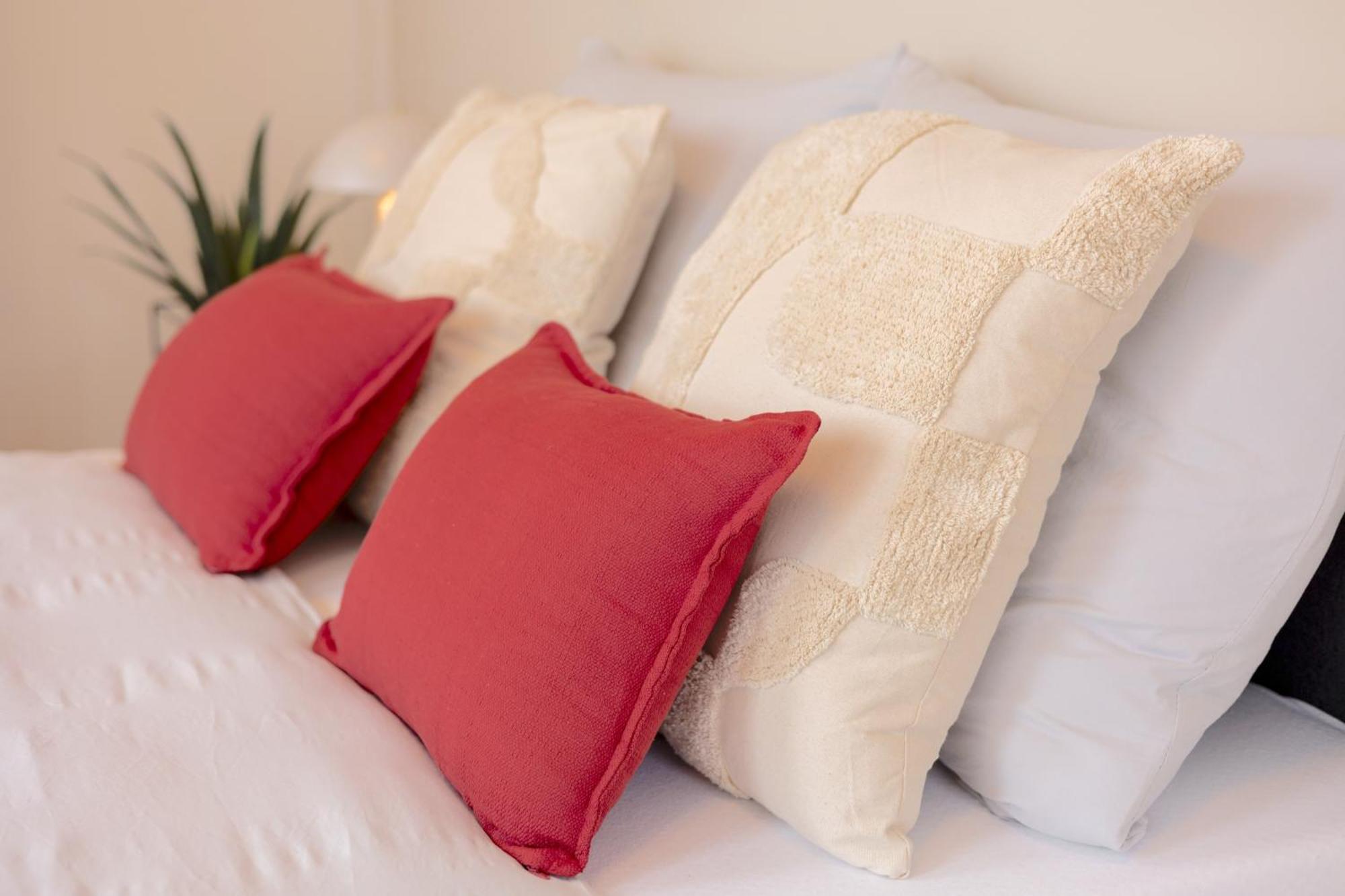 Bright 2Br - 4Th Floor, Balcony, Free Parking By Gravity Prague Apartment Exterior photo